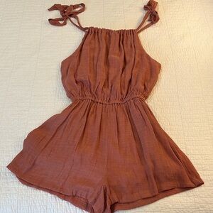 Women’s Rust Tie-Shoulder Romper with Elastic Waist